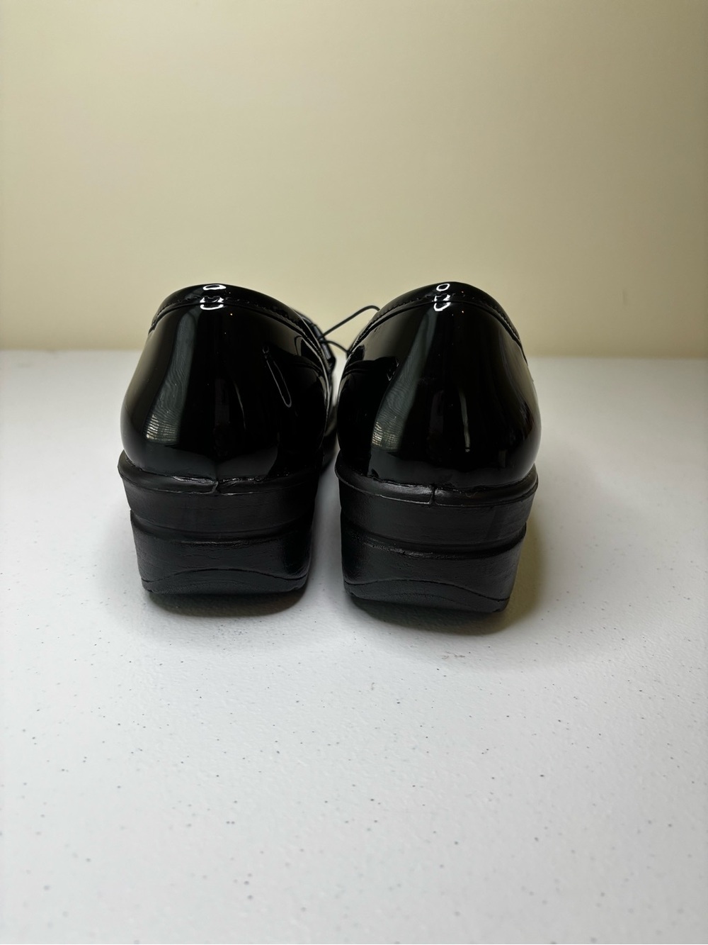 Easy Street Black Patent Slip-On Work Clogs Ankle Loafers - Picture 4 of 8